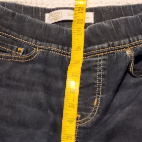 Levi's Pull On Skinny Jeans 30W - Picture 4 of 12